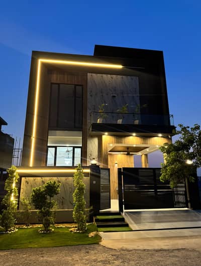 5 Marla Lavish Bungalow For Rent In DHA Phase 9 Town Lahore