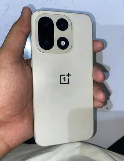 One Plus 15