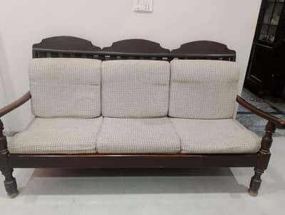 2x one seater and 1x 3 seater sofa Sahiwal