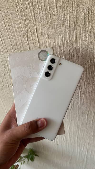 Samsung Mobile S21 FE 5g