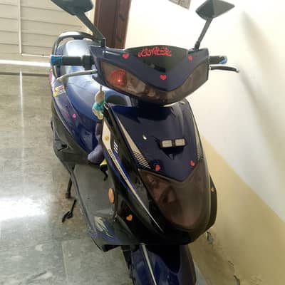 electric scooty