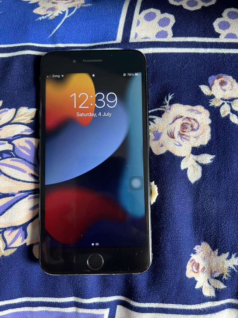 Apple iPhone 7 Plus 1