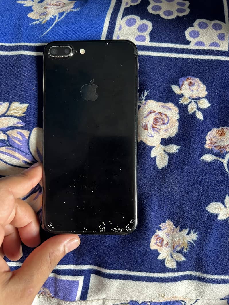 Apple iPhone 7 Plus 3