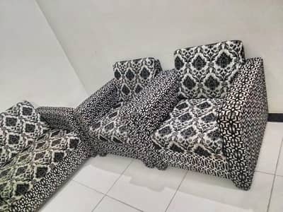 Sofa set