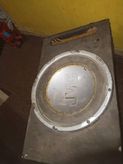 salam 4 chanel amp with woofer12 inch with box Samsung spkr one tape
