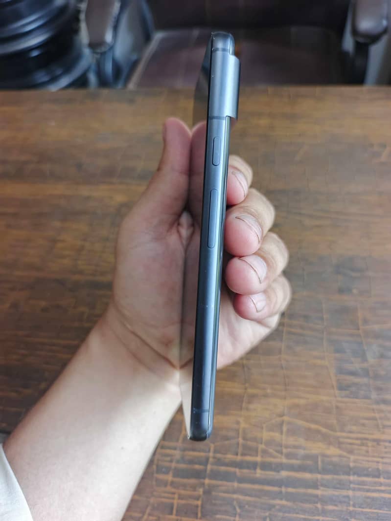 Google Pixel 8 3