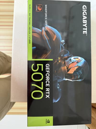 GeForce RTX 5070 Windforce 12GB OC SFF