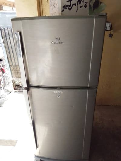 refrigerator in full original and working condition