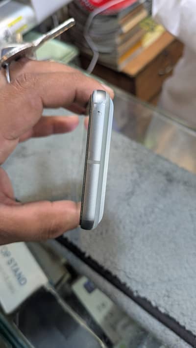 Google Pixel 8