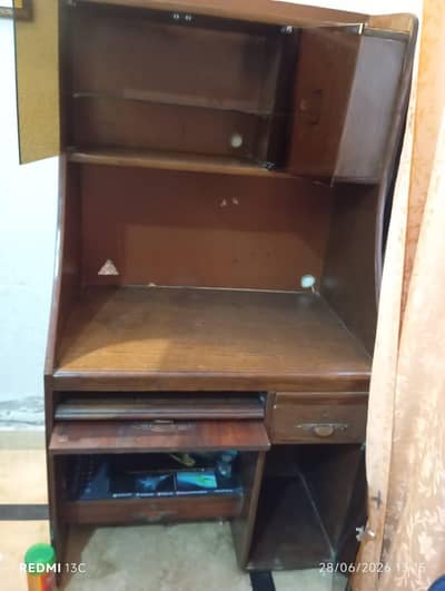 Computer table for sale