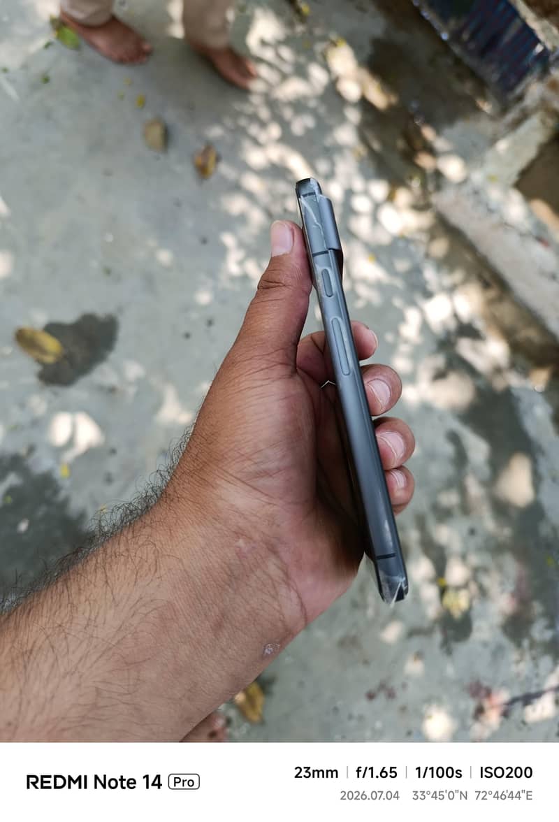 Google Pixel 8 2