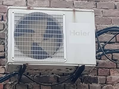 Haier 1.5 Ton Non-Inverter Split AC | Good Condition | Rs. 50,000