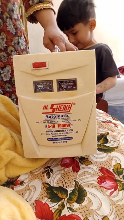 AL-SHEIKH Automatic Voltage Stabilizer 1000W – Working Condition