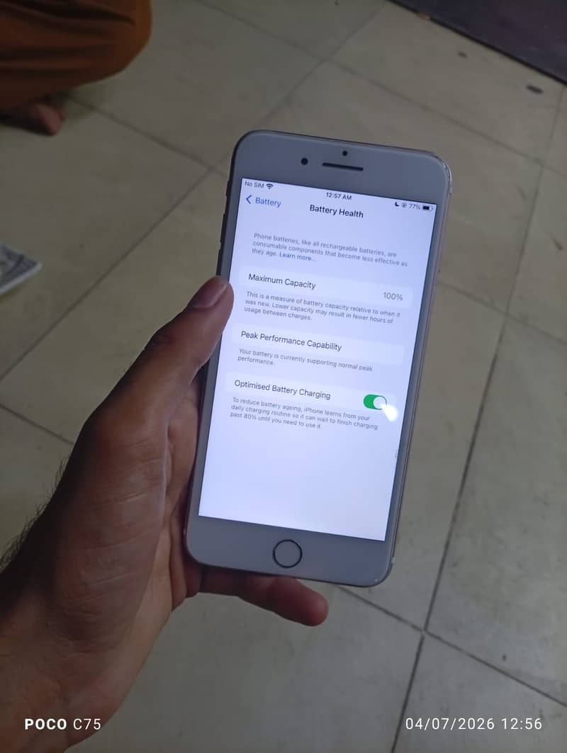 Apple iPhone 7 plus 3