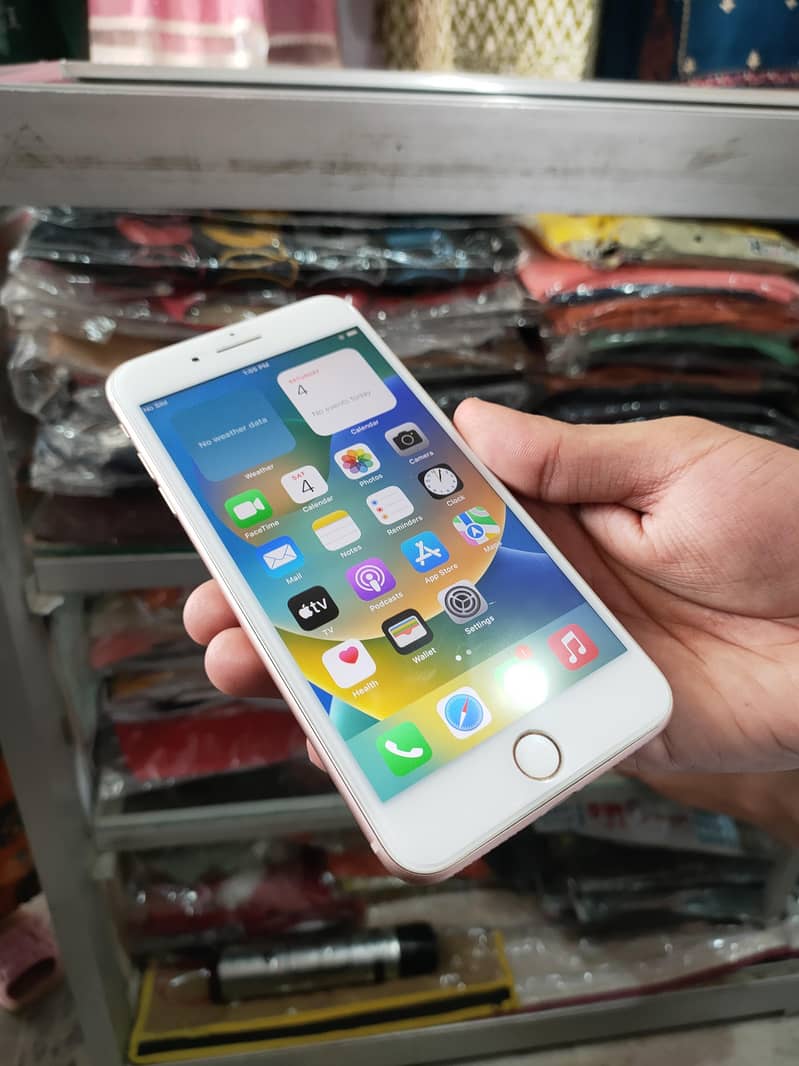 Apple iPhone 8 Plus 2