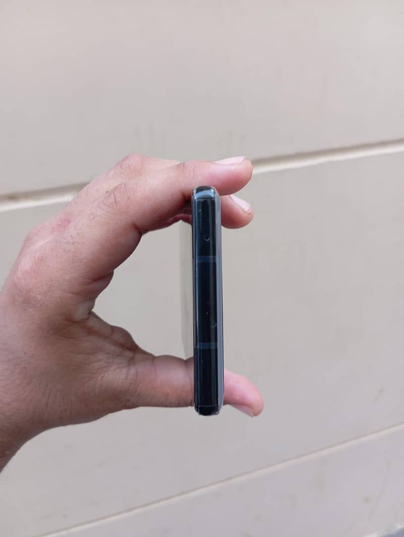 Google Pixel 6a 1