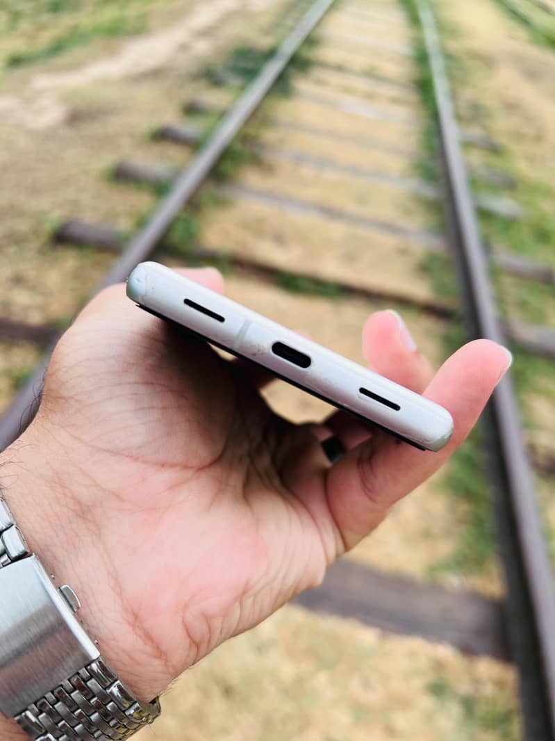 Google Pixel 7a 1