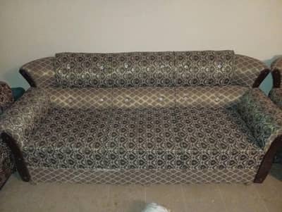 Good condition Sofa set