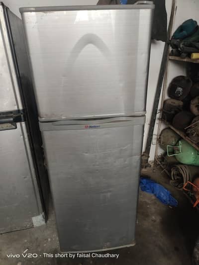 Dawlance medium size brand new condition refrigerator fridge