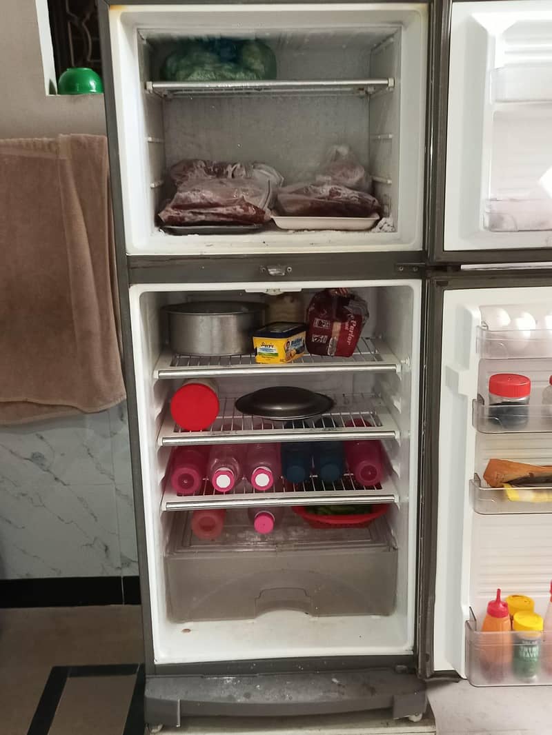 refrigerator 0