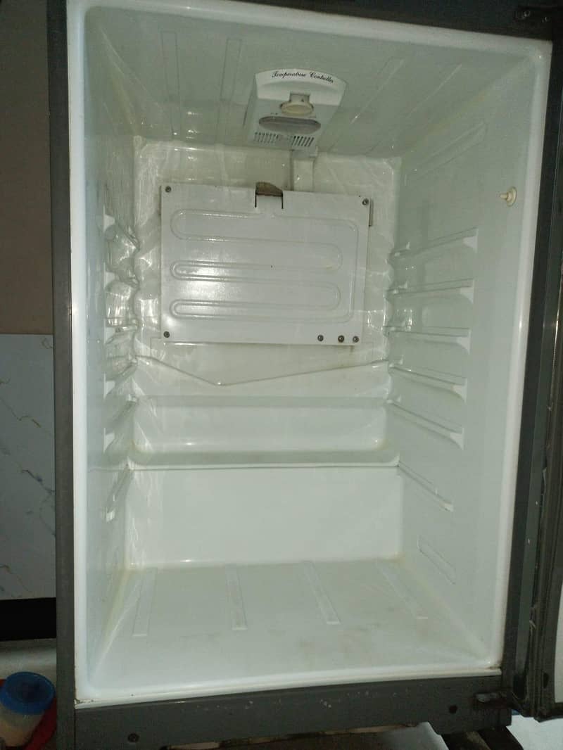 refrigerator 5