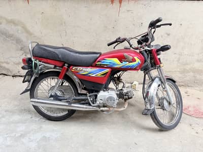 Honda CD 70 bike for sale in great condition