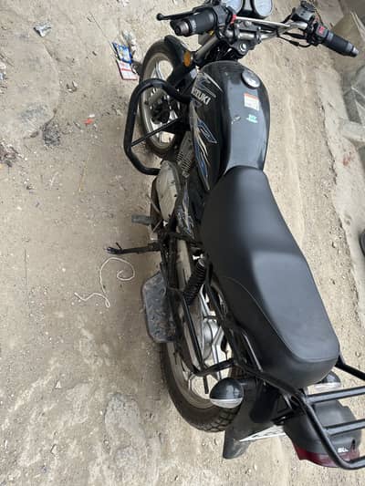 Suzuki GS 150 SE mint class condion low mileage
