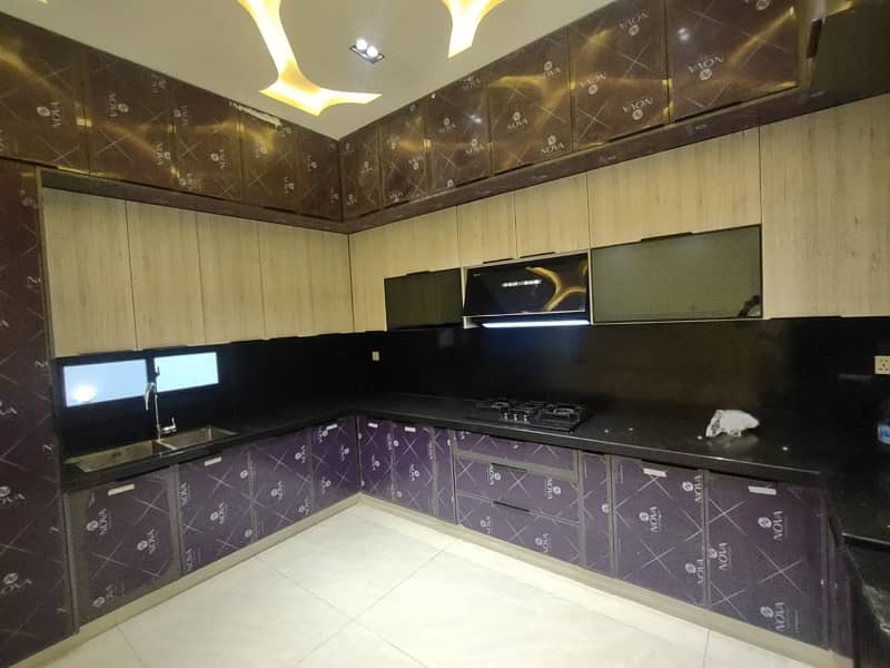 Well Maintained Portion Is Available 2