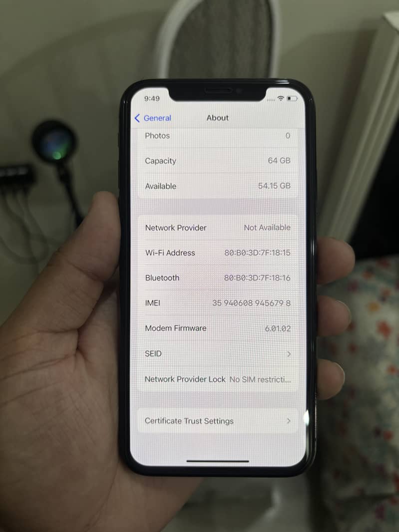 Apple iPhone X 3