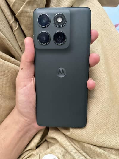 Motorola Edge 2025 (8GB / 256GB) PTA Approved ( Dead Final 75k)