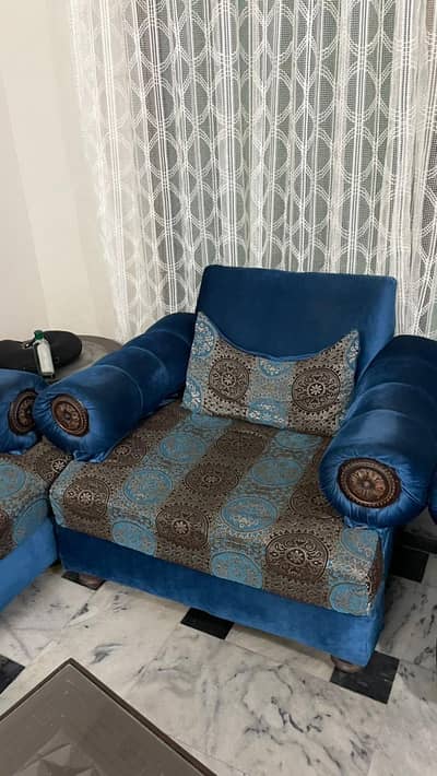 SOFA SET FOR SALE