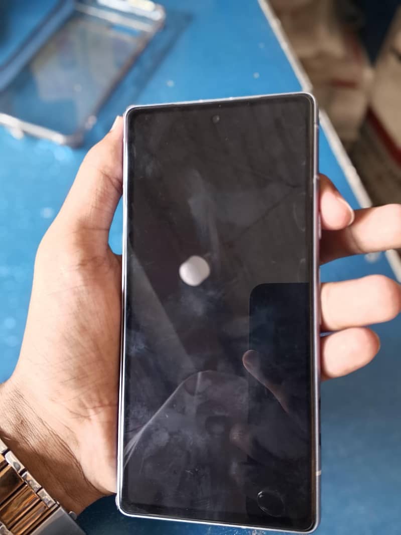 Google Pixel 7a 1