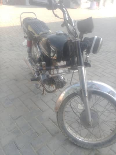 Honda 70 urgent for sale contact number 03329552672