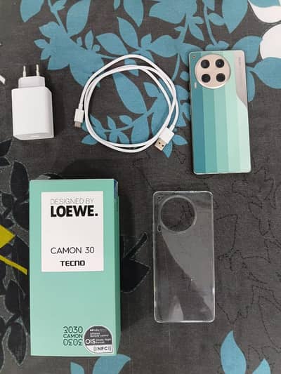 Tecno CAMON 30