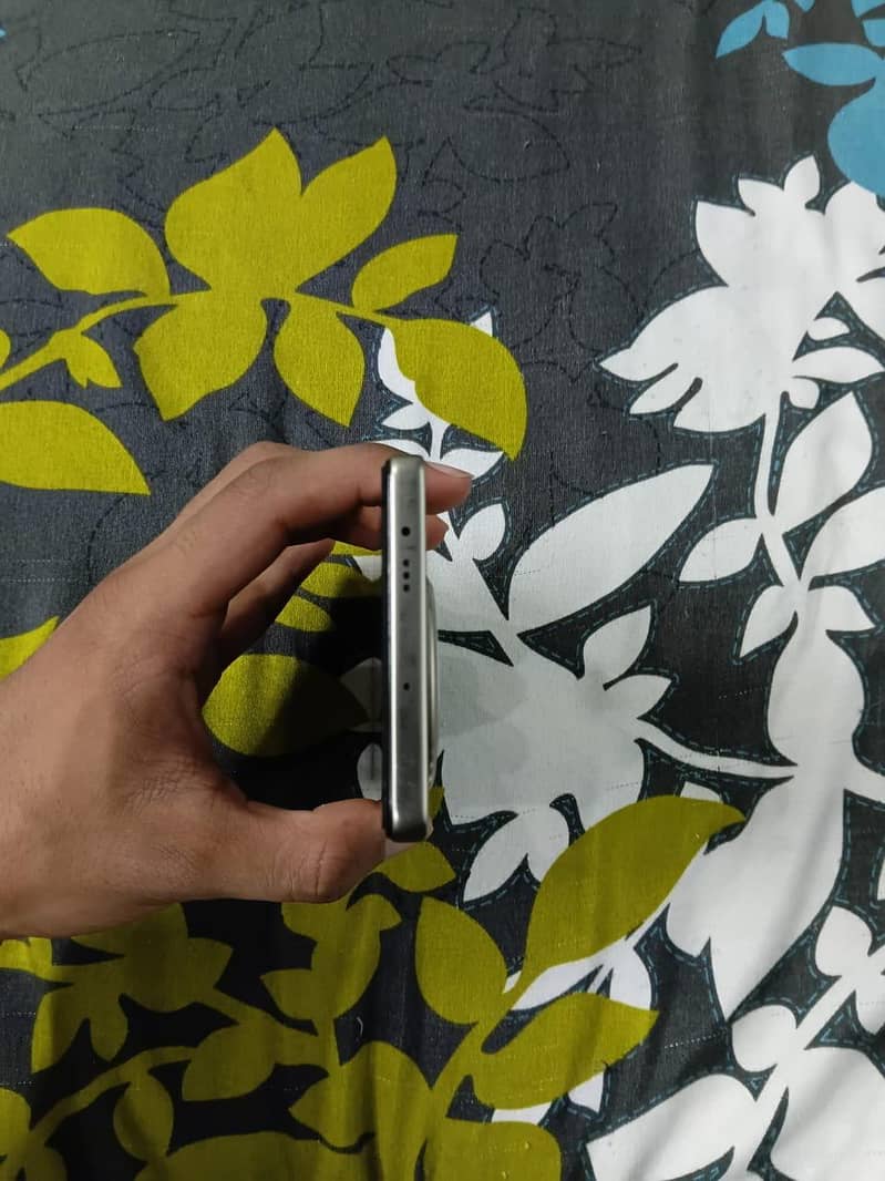 Tecno CAMON 30 3