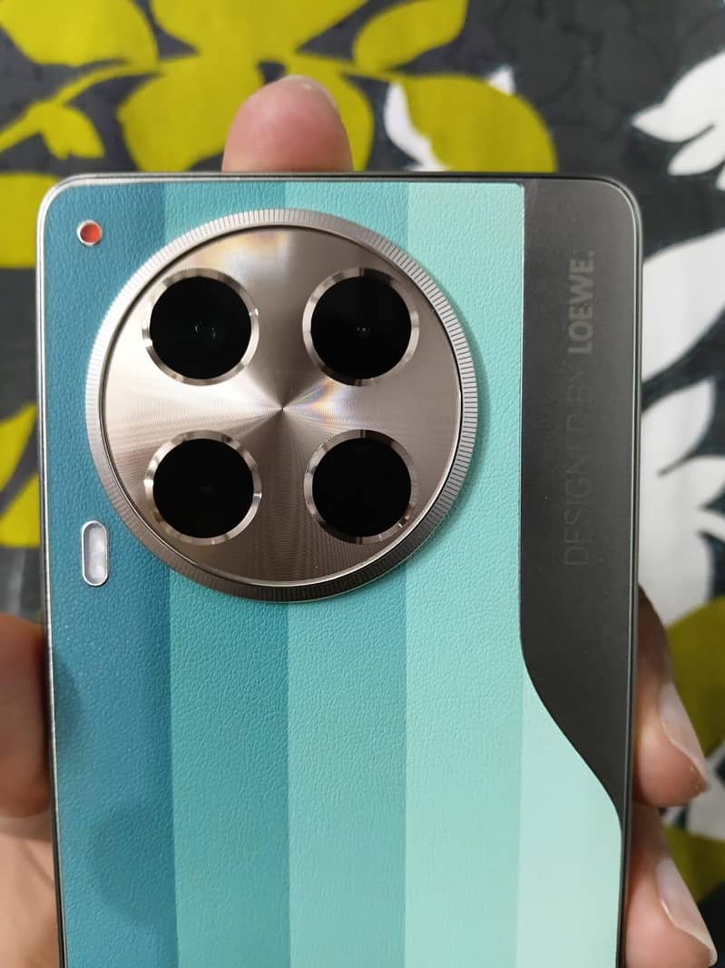 Tecno CAMON 30 5