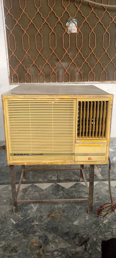 General urgently for sale only call or WhatsApp
