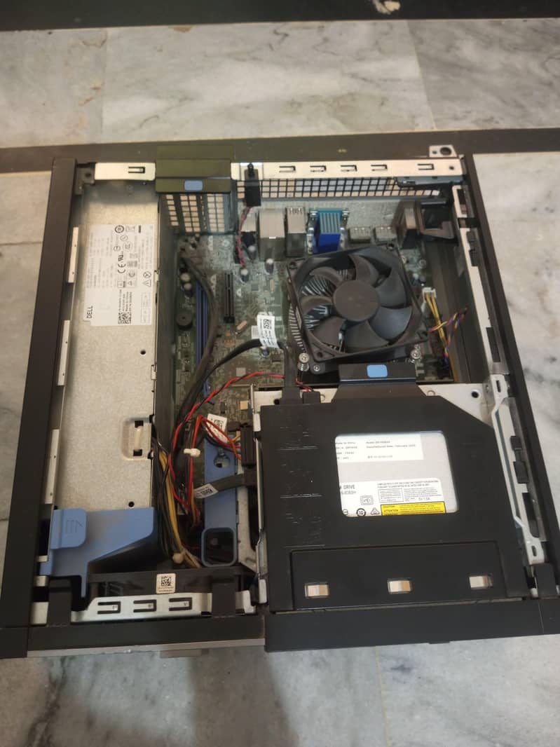 Dell Optiplex 7020 2
