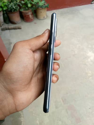 Vivo V21e pta dual display finger exchange possible