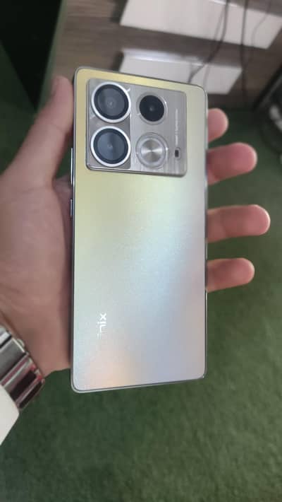 Infinix Note 40