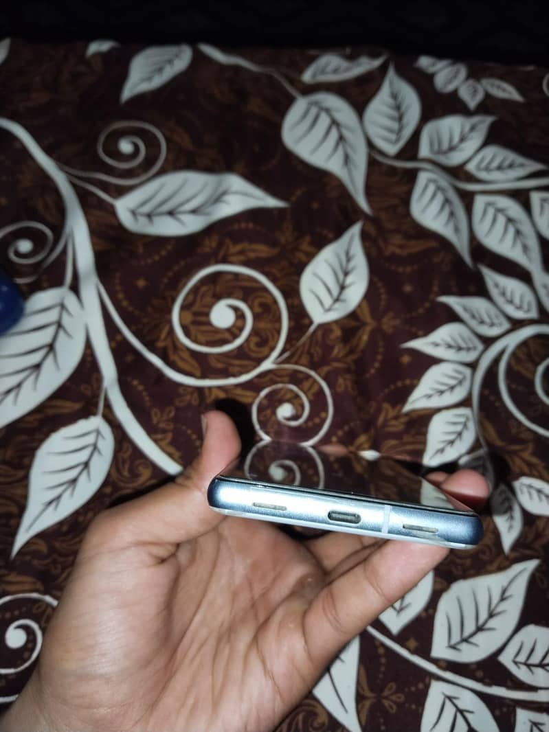 Google Pixel 7a 3