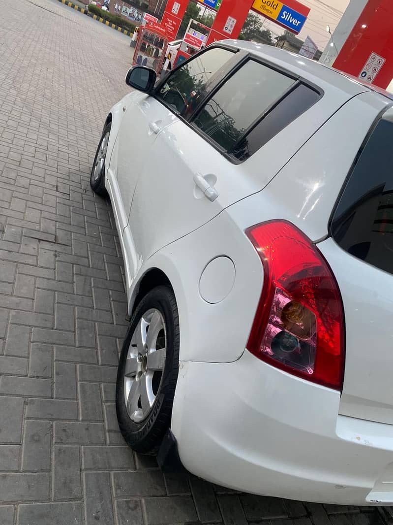 Swift Dlx 3