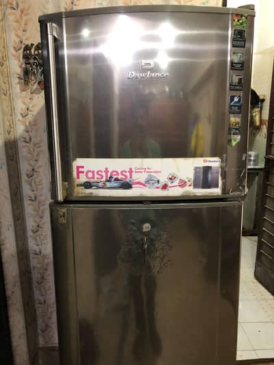 Dawlance refrigerator with Fridge and freezer
