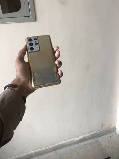 Sasta phone le jao outclass camera