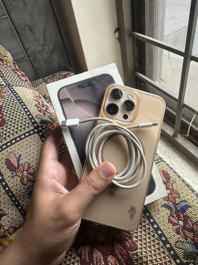 Apple iPhone 16 Pro Max