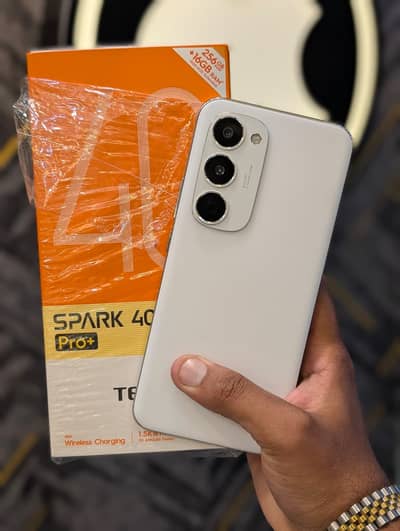Tecno spark 40 pro+