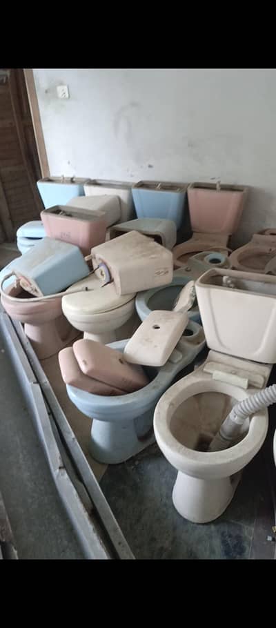 10 to 15 toilets seats