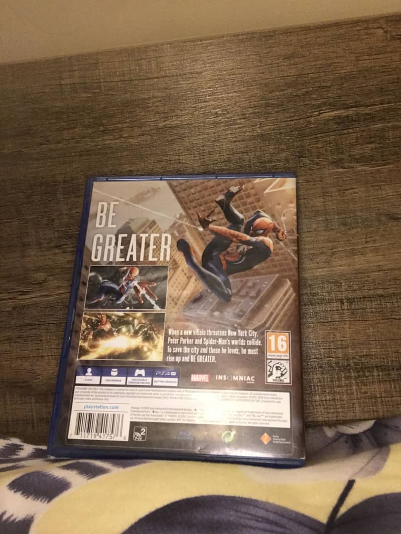 Spider Man PS4 with Fifa 20 PS4 1