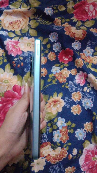 QMobile QSmart 8