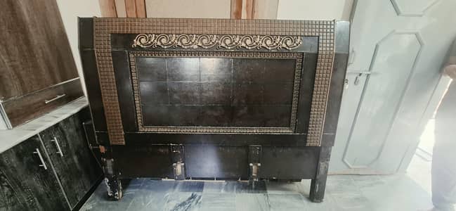 only King size bed for sale